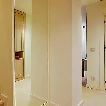 Hotell G Residences Gayrettepe 4*